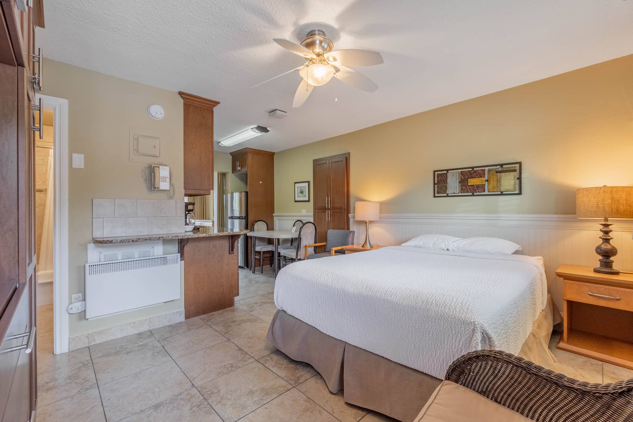 Osoyoos Accommodations Unit 104