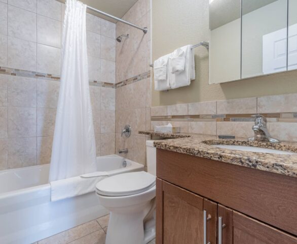 Osoyoos Accommodations Unit 104