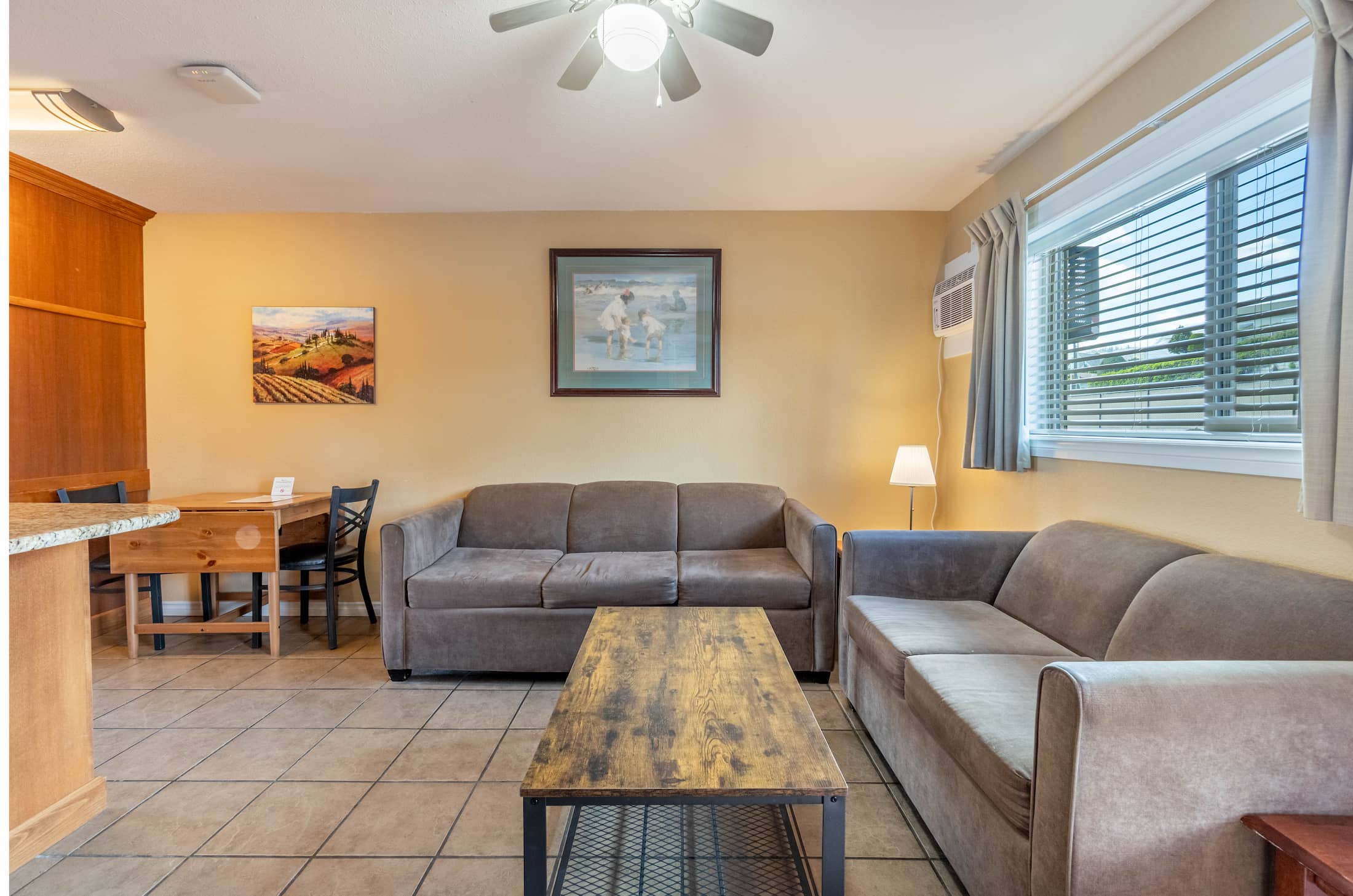 Osoyoos Accomodations - Unit 105