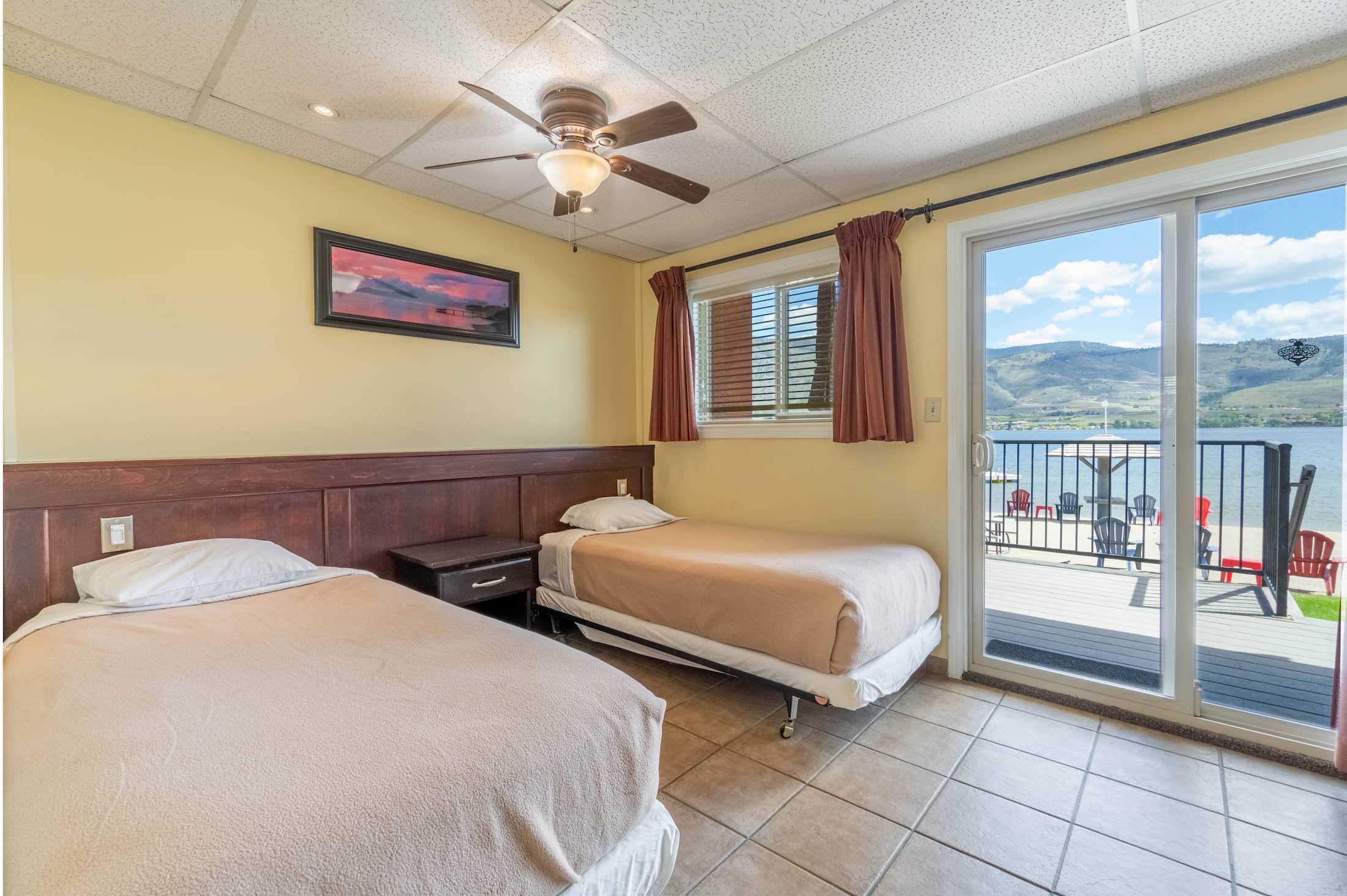 Osoyoos Accommodations - Unit 106