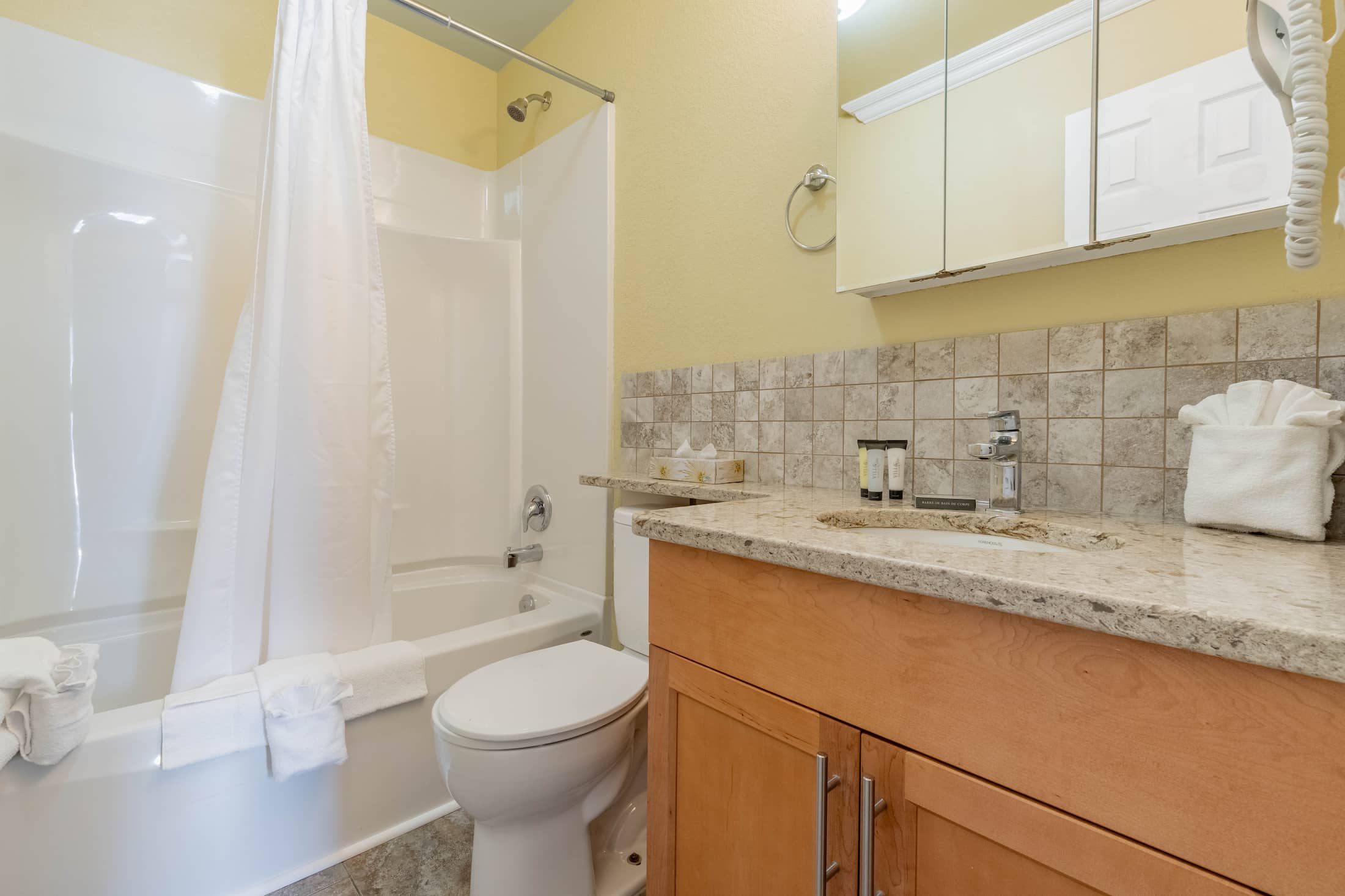 Osoyoos Accomodations | Unit 108