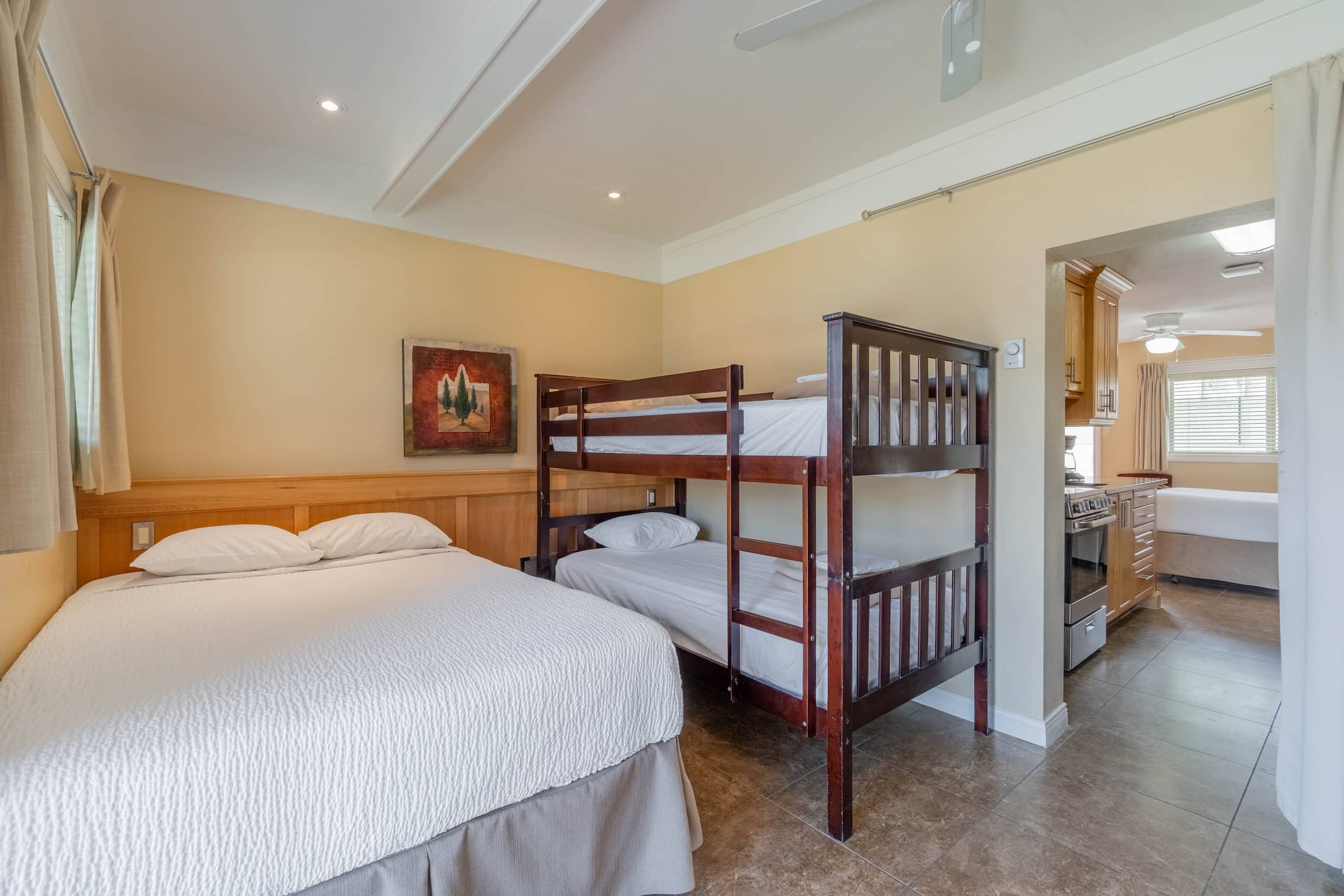 Unit 109 - Osoyoos Accomodations