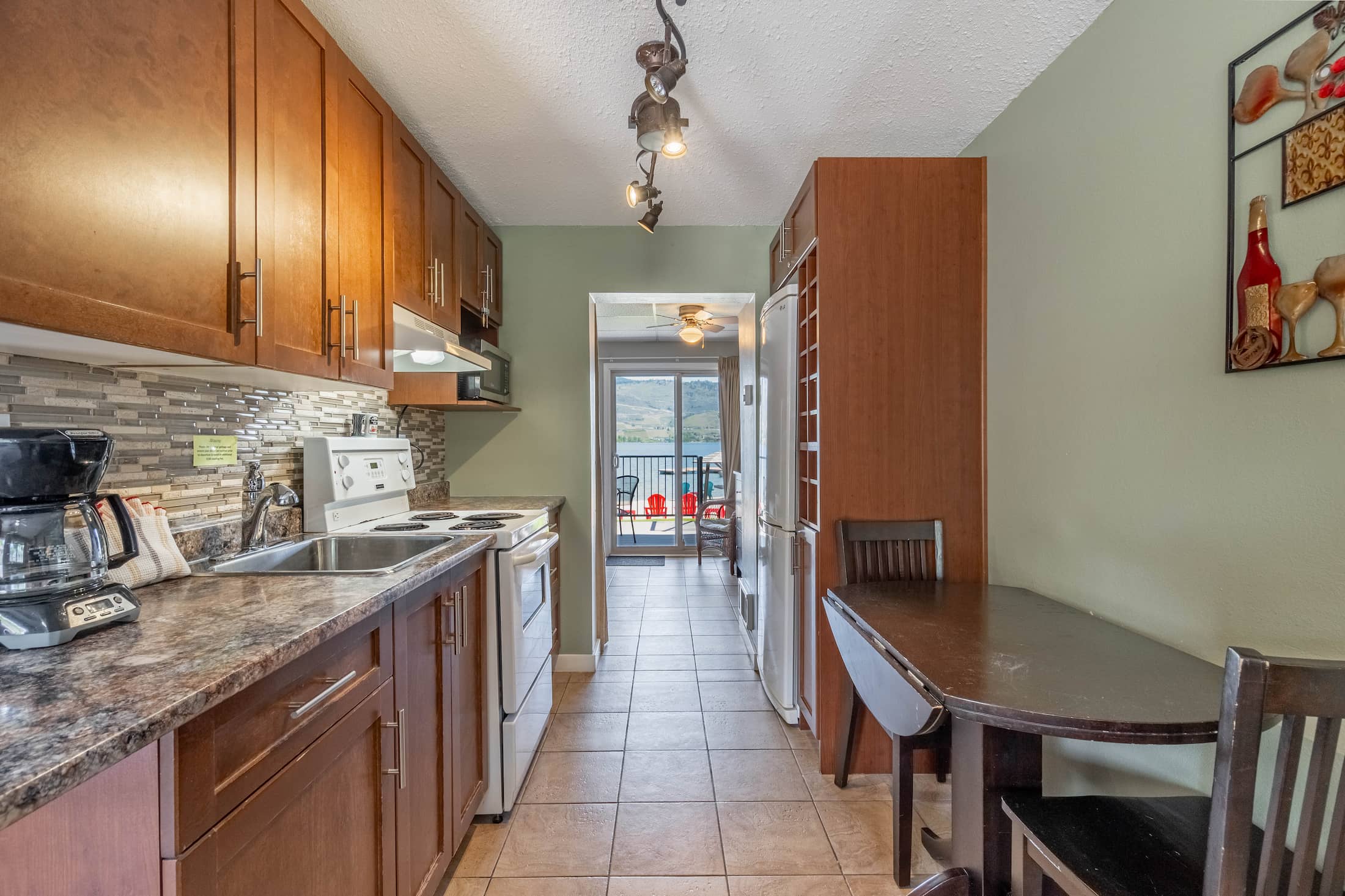 Unit 110 | Osoyoos Accomodations