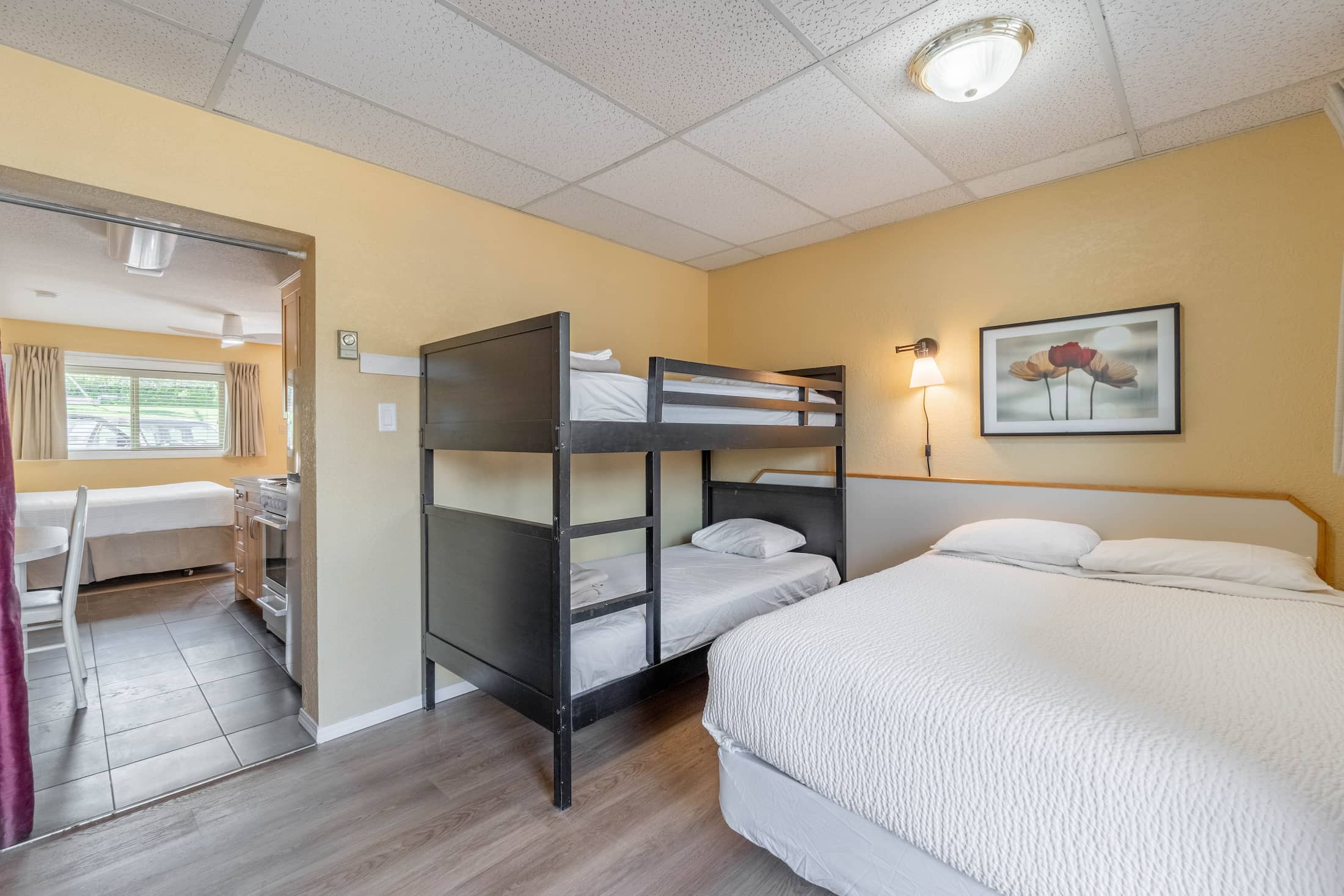 Unit 118 - Osoyoos Room Rental
