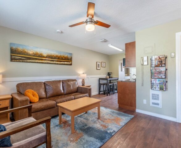 Safari Beach Resort Osoyoos - Unit 119