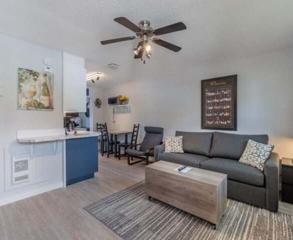 Safari Beach Resort Osoyoos - Unit 120
