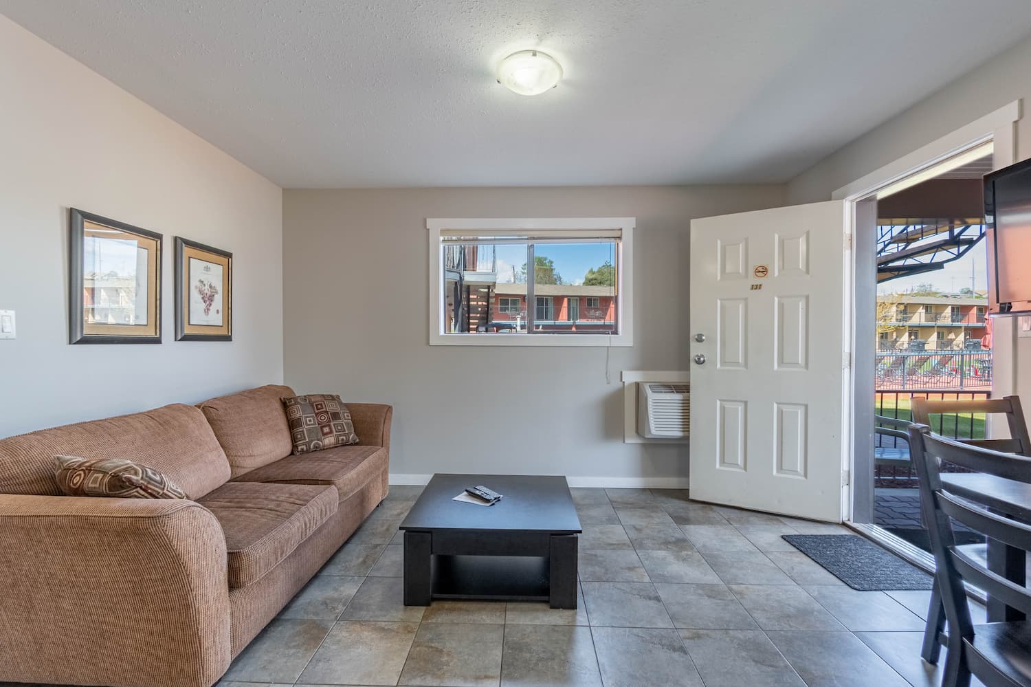 Safari Beach Resort Osoyoos - Unit 131
