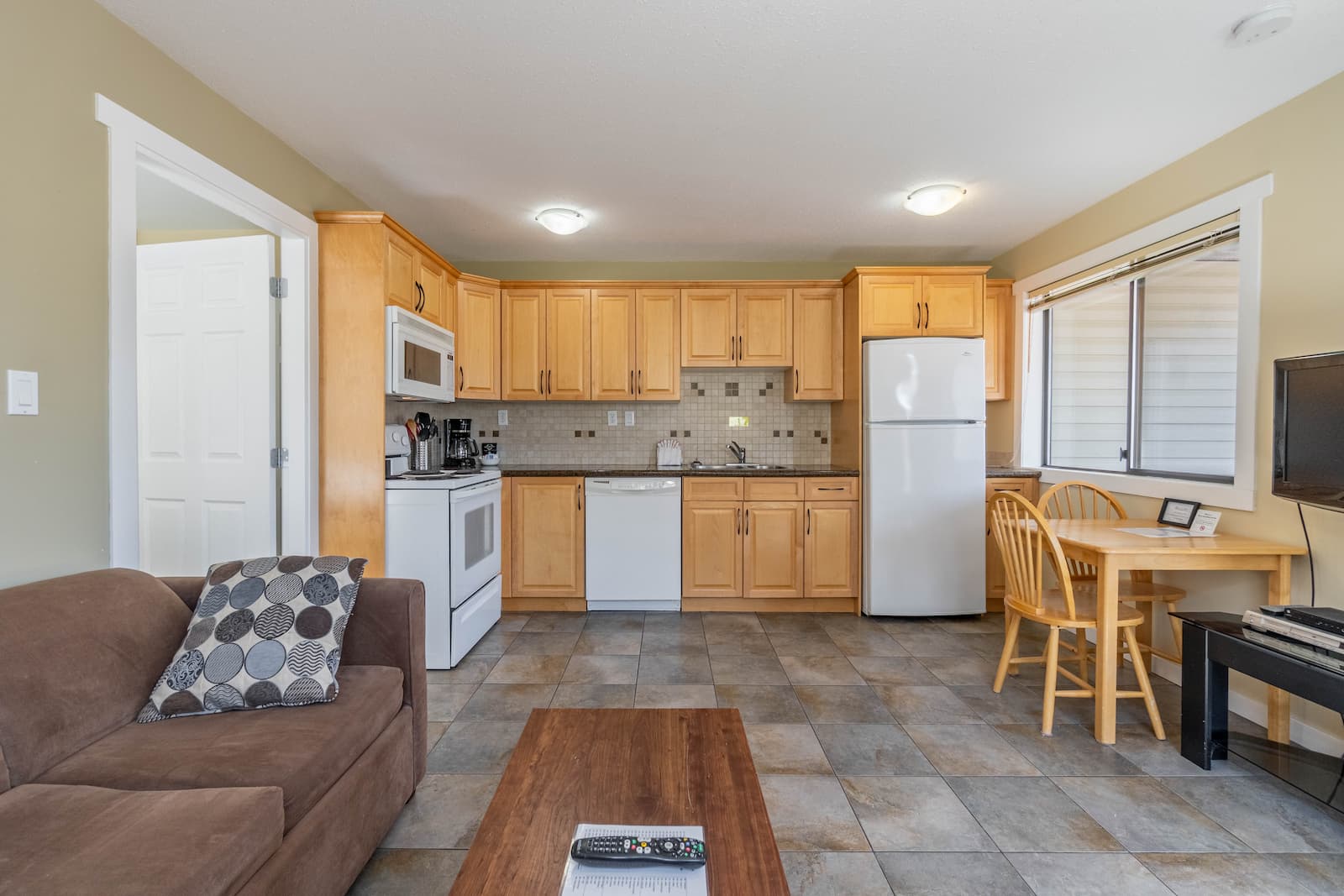 Safari Beach Resort Osoyoos - Unit 133