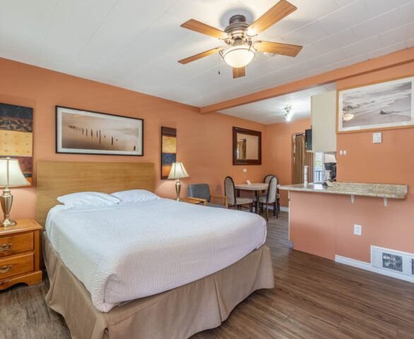 Safari Beach Resort Osoyoos - Unit 209