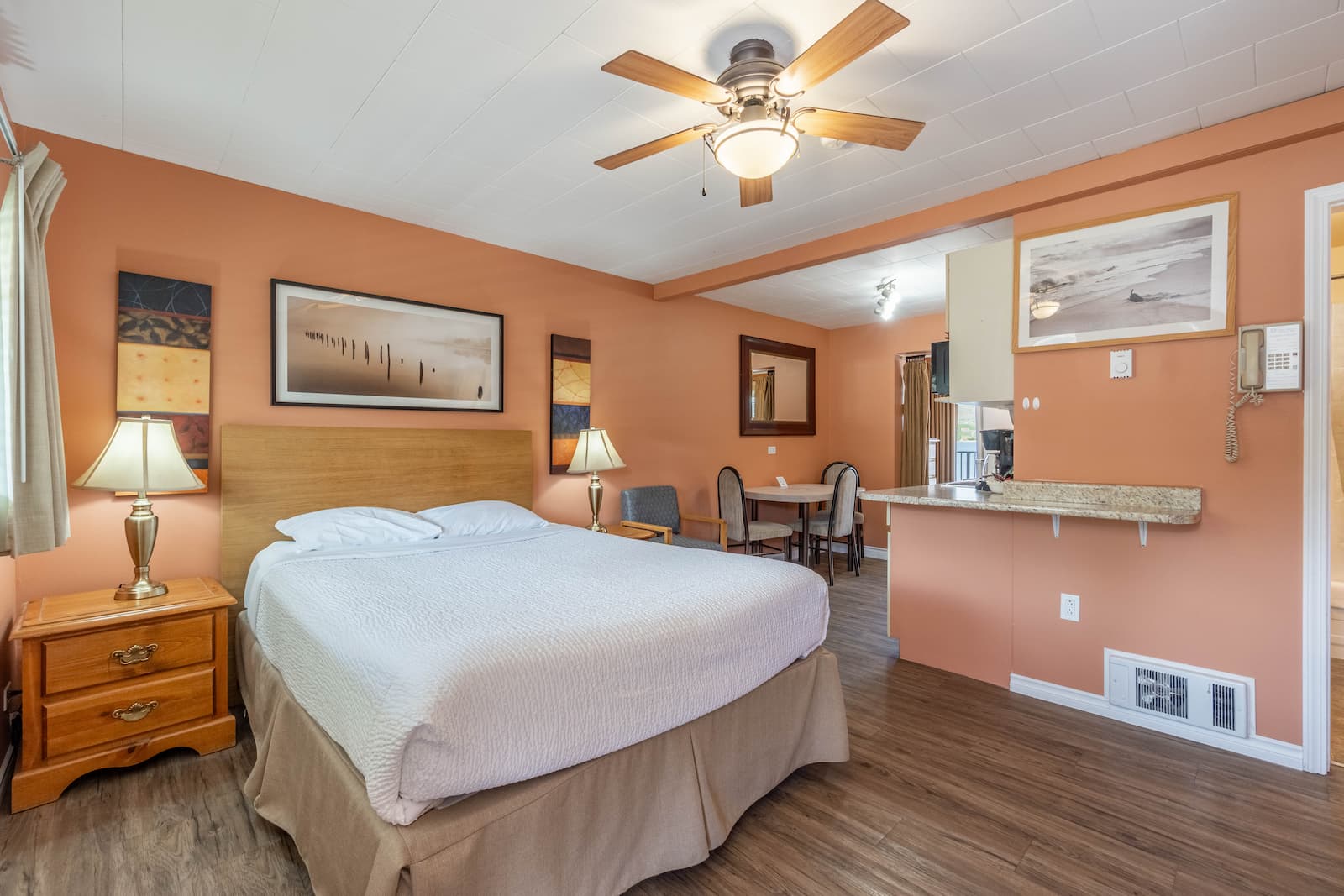 Safari Beach Resort Osoyoos - Unit 209