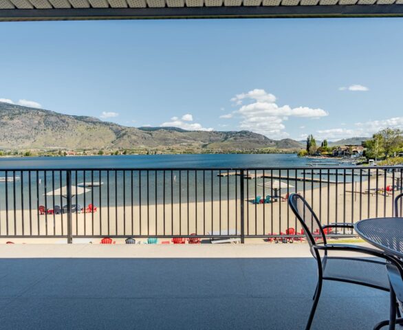 Safari Beach Resort Osoyoos - Unit 209