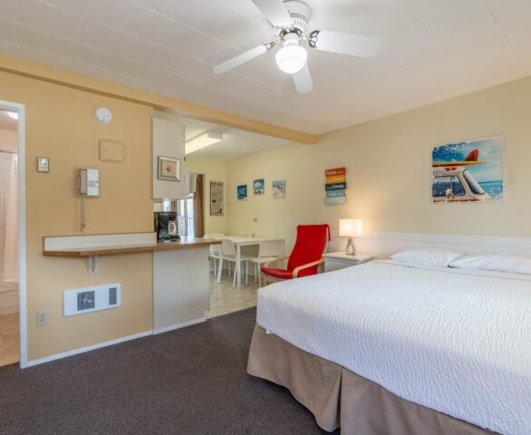 Safari Beach Resort Osoyoos - Unit 210