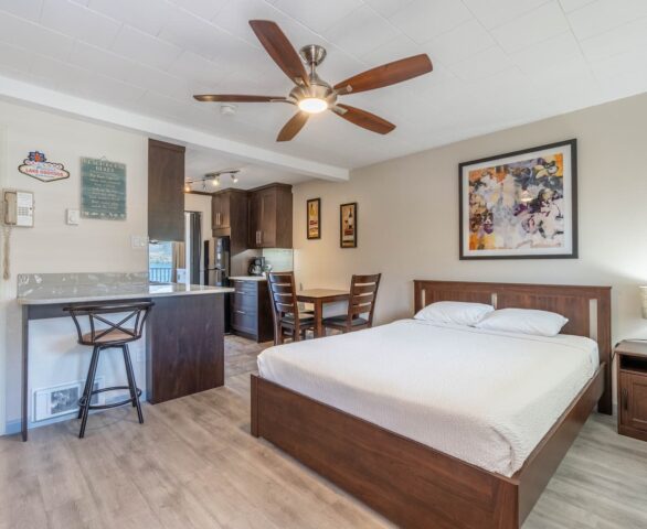 Safari Beach Resort Osoyoos - Unit 212