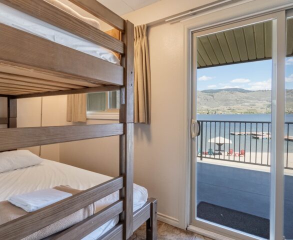 Safari Beach Resort Osoyoos - Unit 212