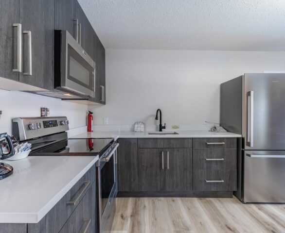 Safari Beach Resort Osoyoos - Unit 221