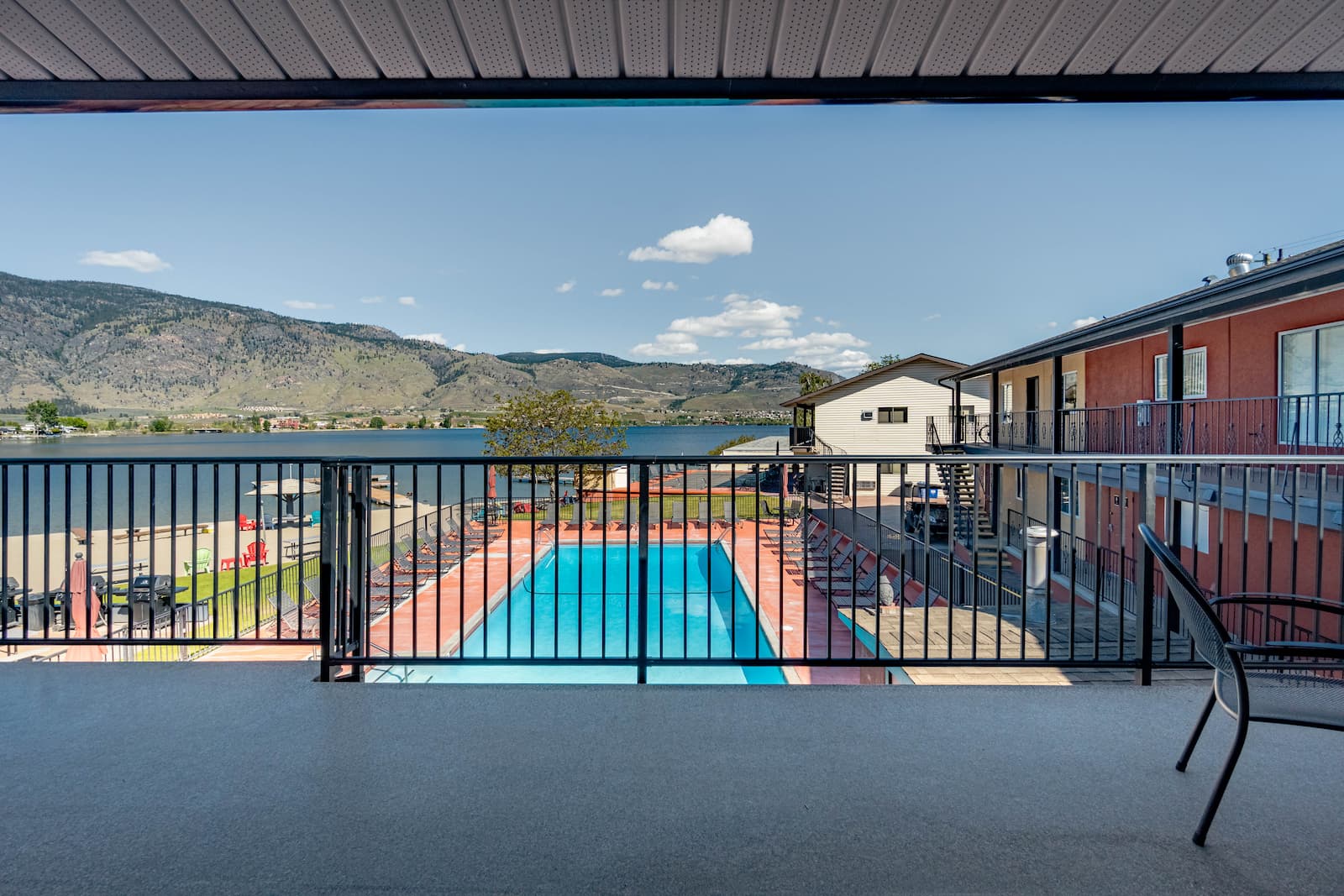 Safari Beach Resort Osoyoos - Unit 221