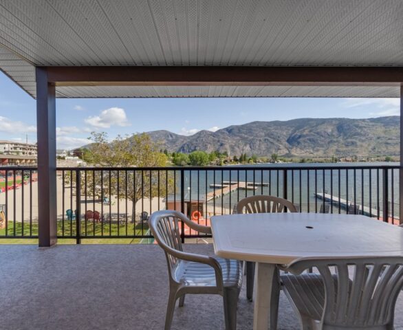 Safari Beach Resort Osoyoos - Unit 231