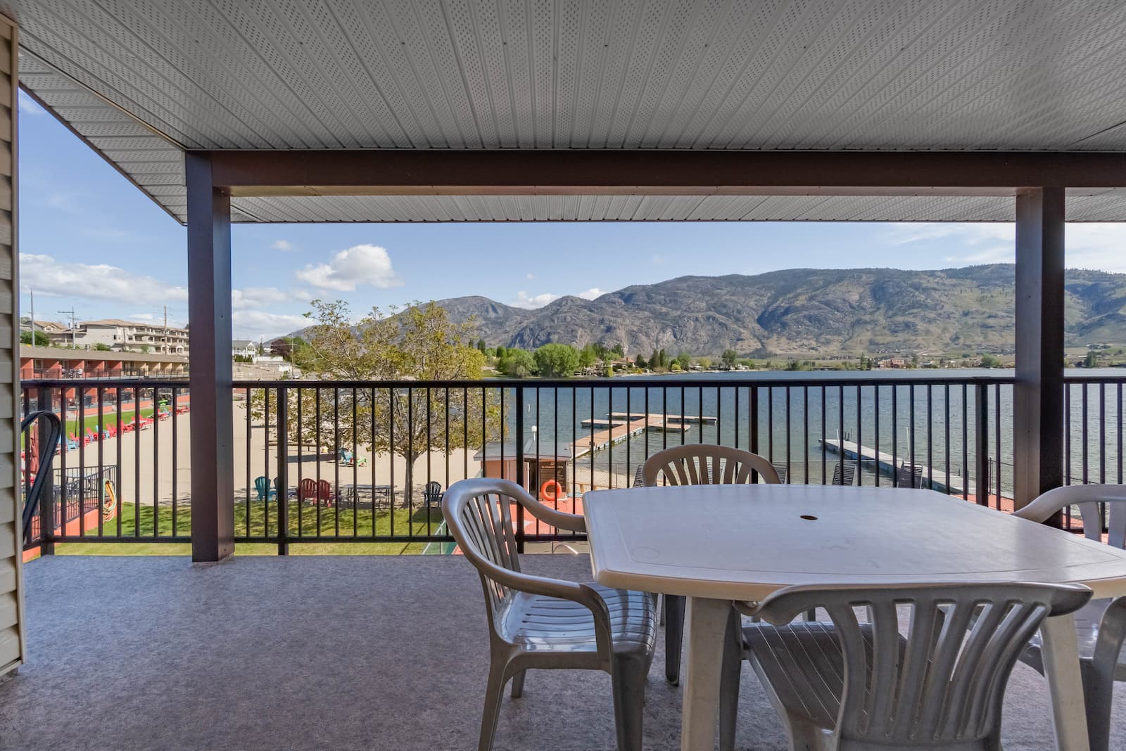 Safari Beach Resort Osoyoos - Unit 231