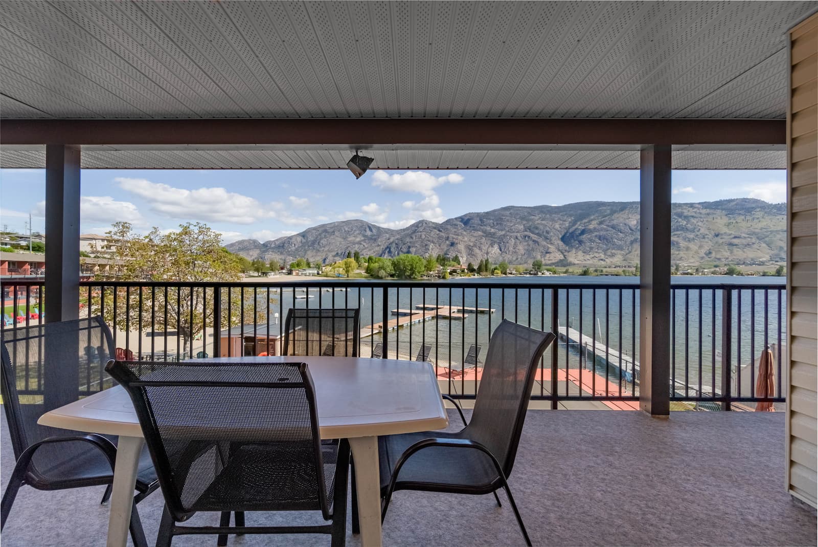 Safari Beach Resort Osoyoos - Unit 232