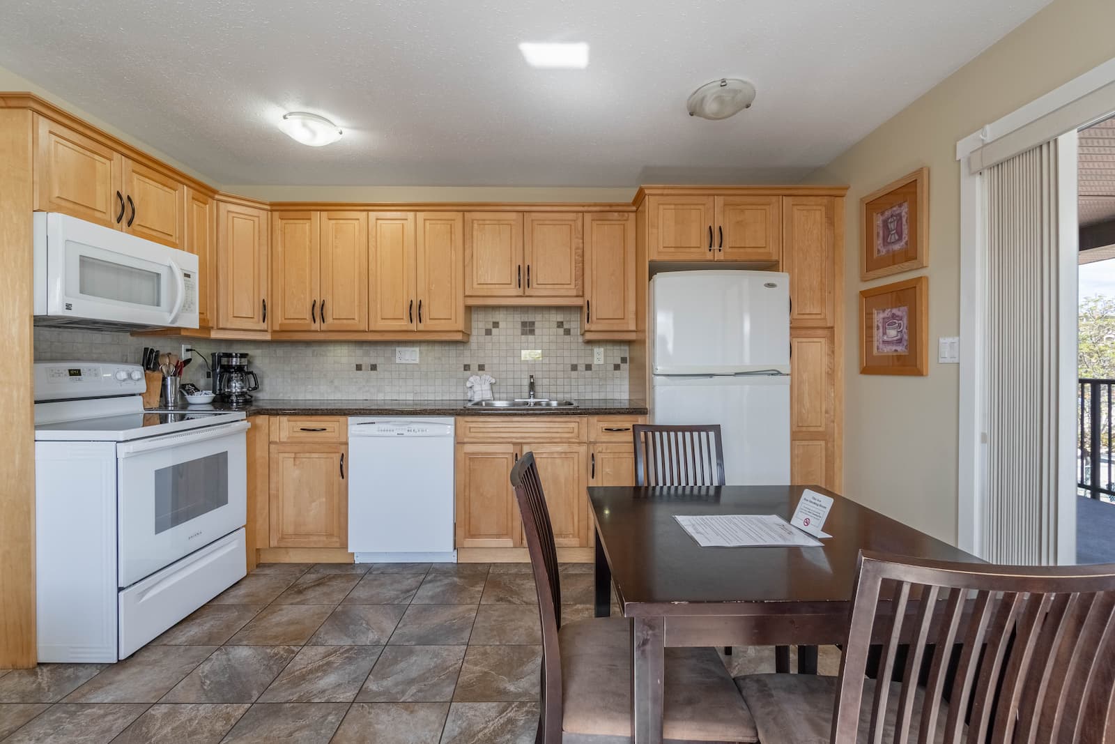 Safari Beach Resort Osoyoos - Unit 233