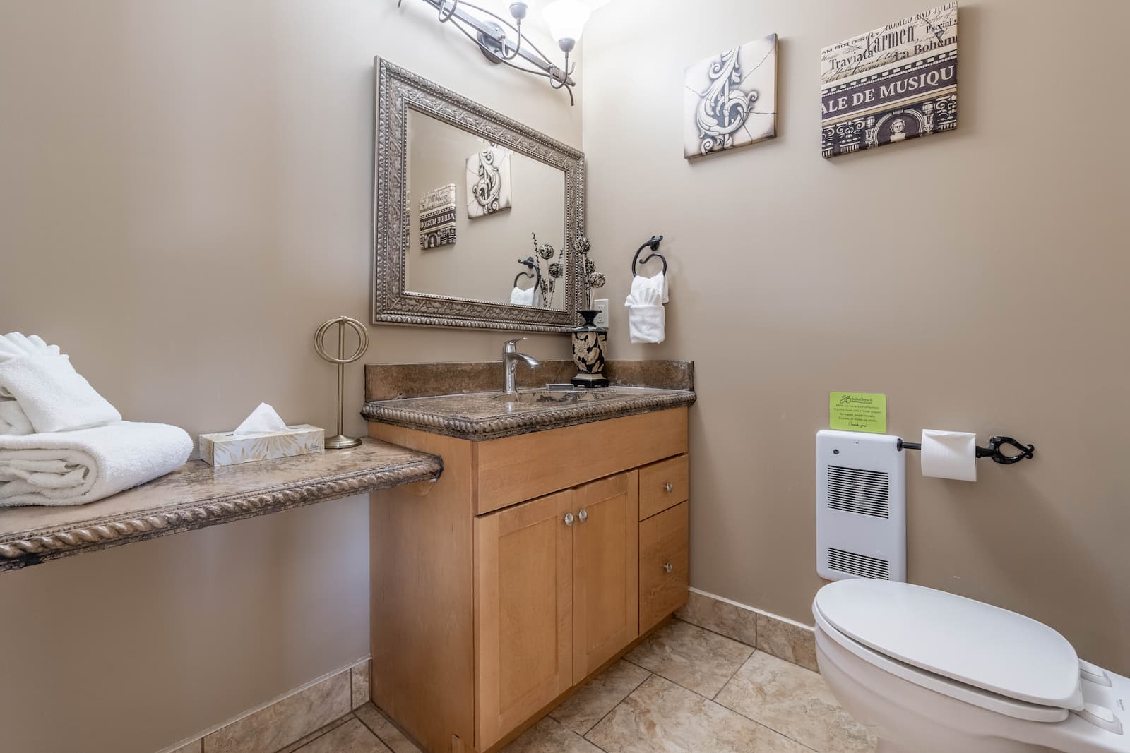 Safari Beach Resort Osoyoos - Unit 300