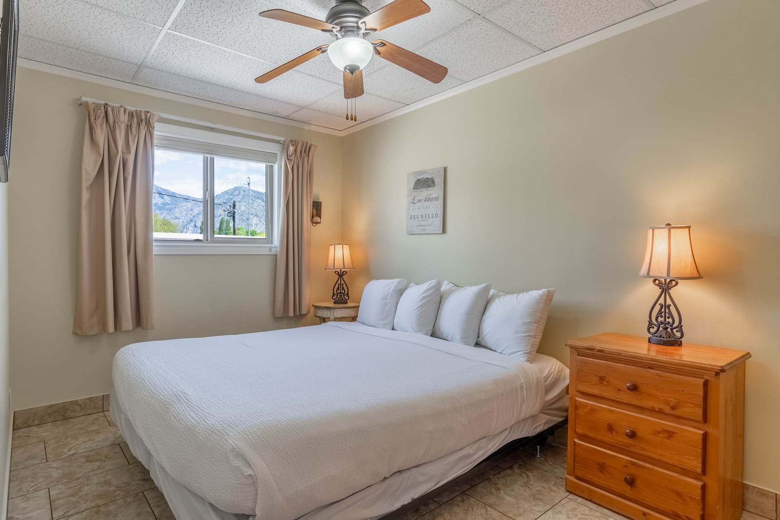 Safari Beach Resort Osoyoos - Unit 300