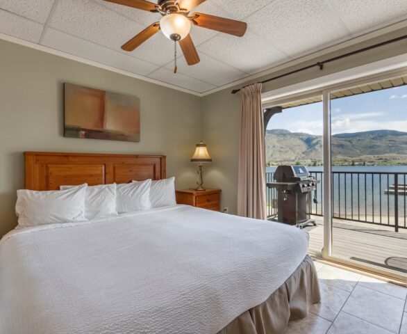 Safari Beach Resort Osoyoos - Unit 300