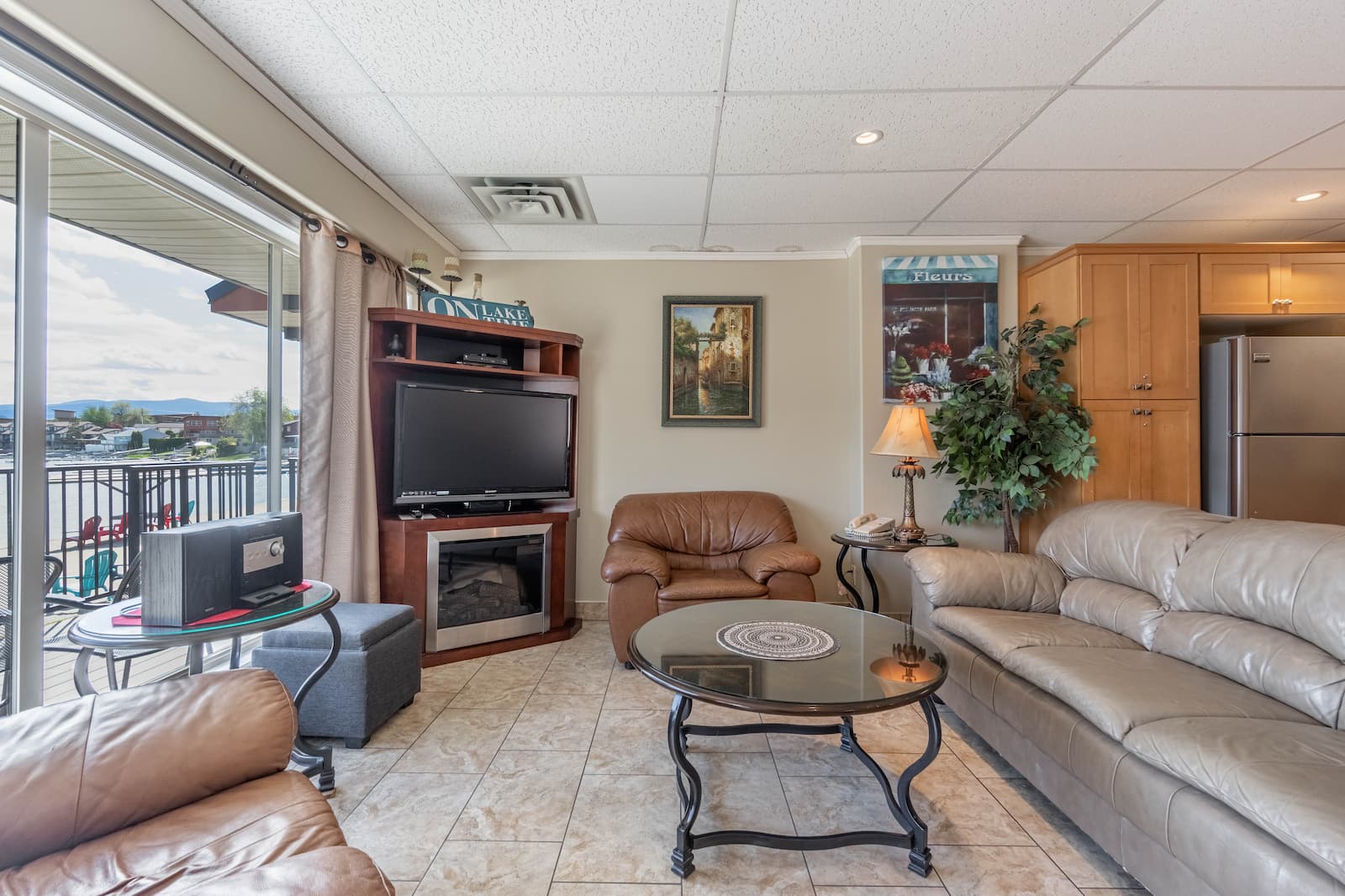 Safari Beach Resort Osoyoos - Unit 300