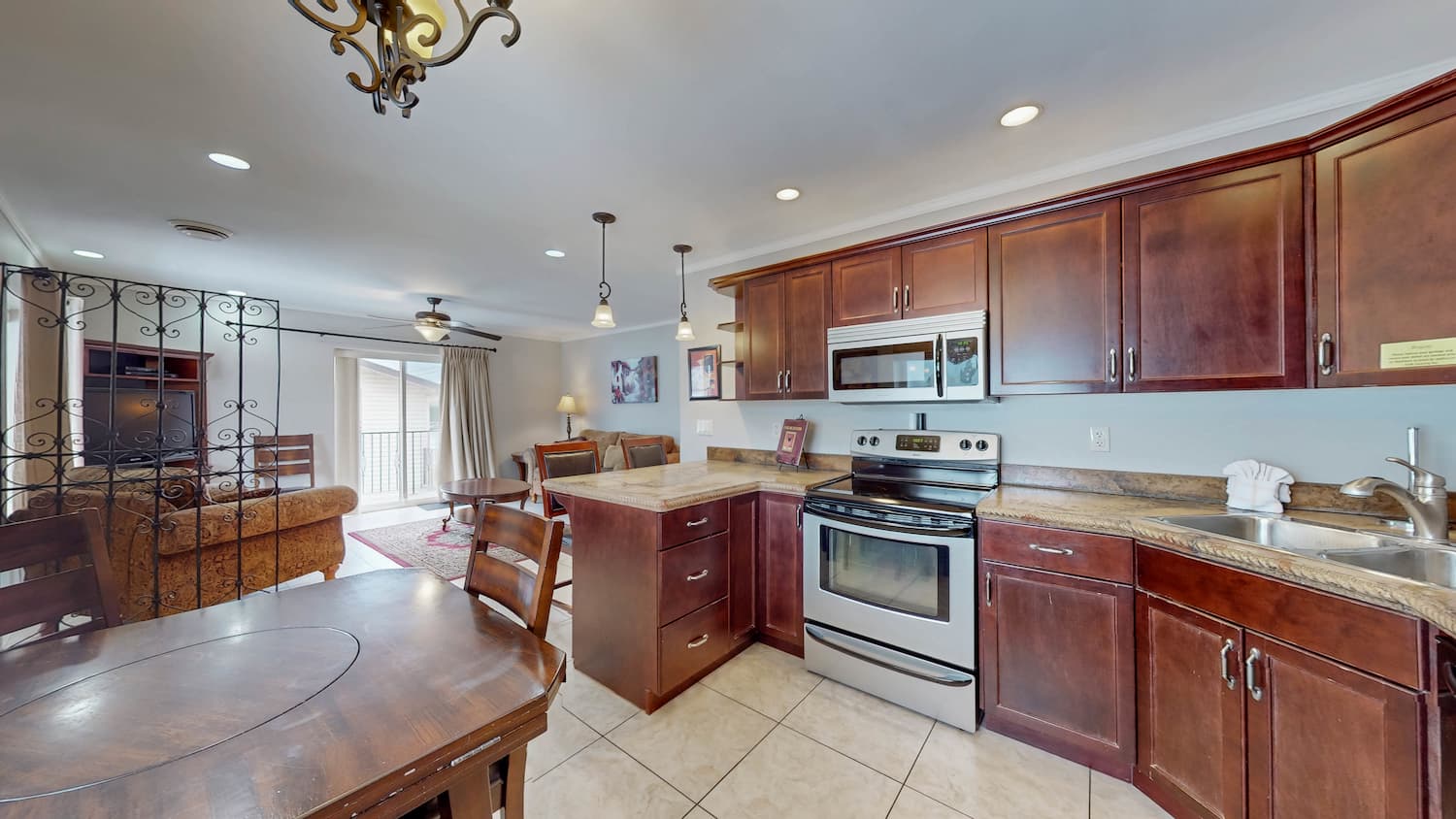 Safari Beach Resort Osoyoos - Unit 500