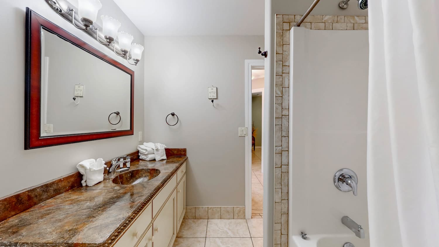 Safari Beach Resort Osoyoos - Unit 500