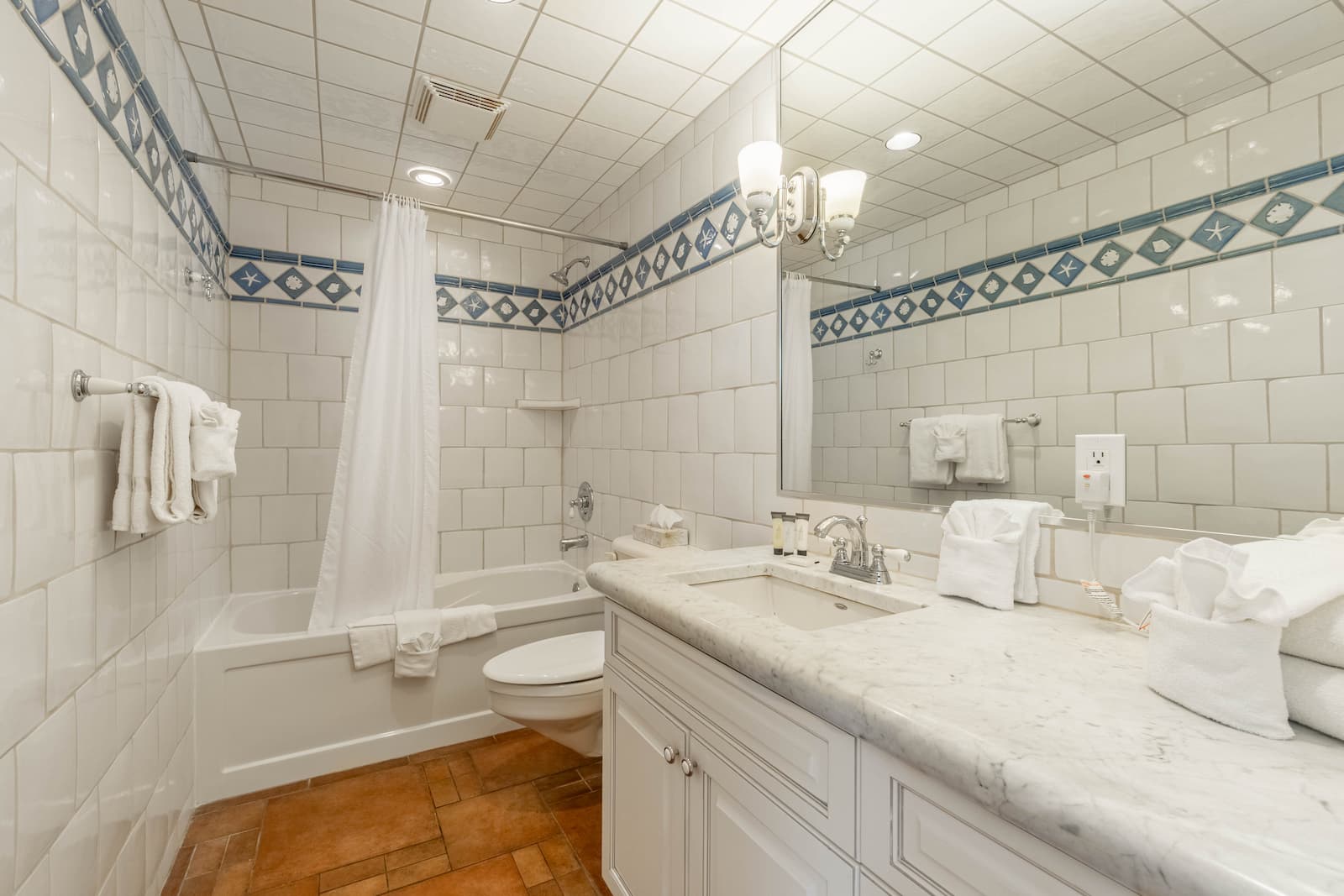 Unit 200 | Safari Beach Resort Osoyoos, BC