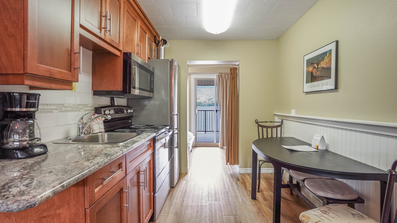 Safari Beach Resort Osoyoos - Unit 202