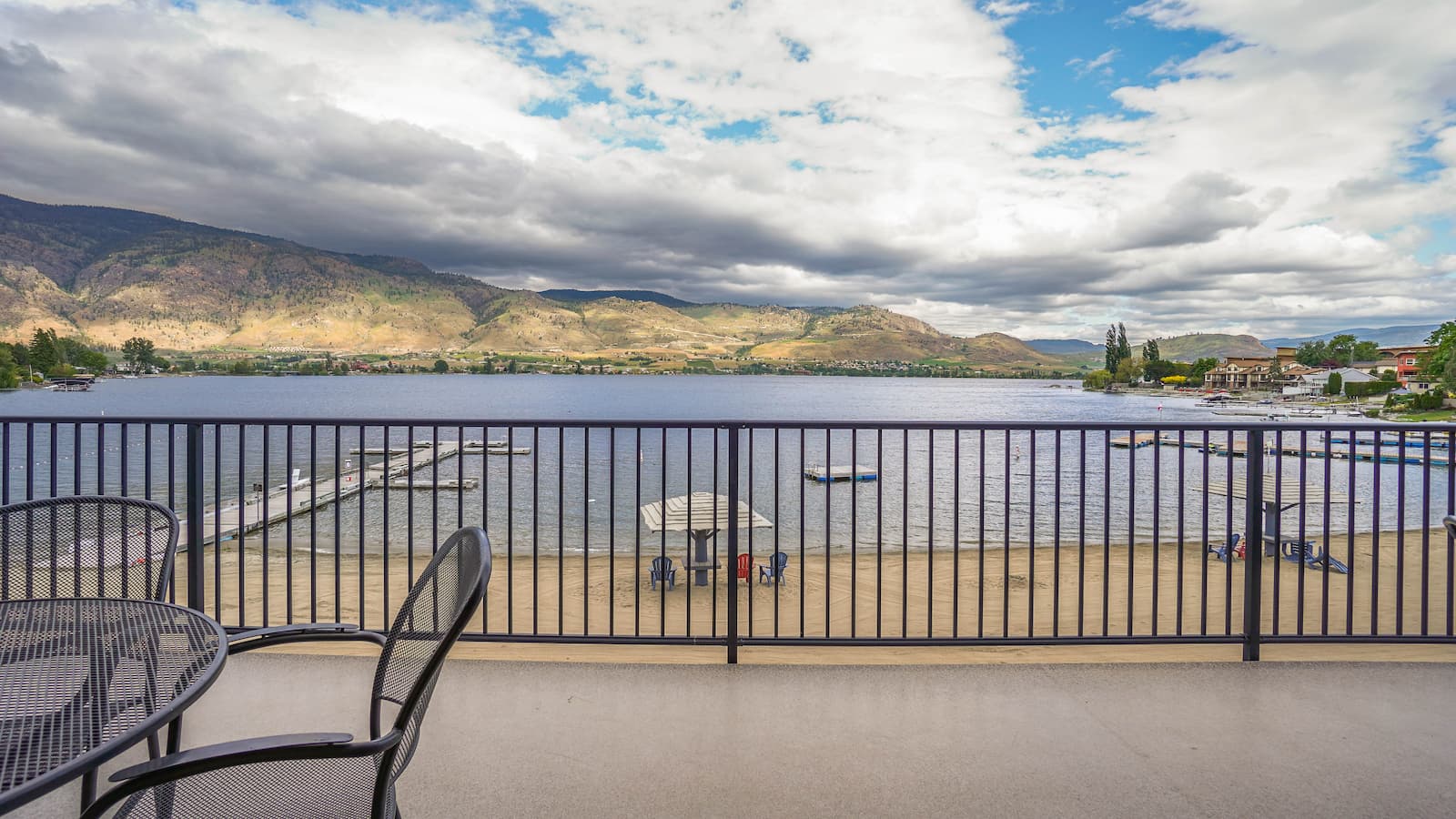 Safari Beach Resort Osoyoos - Unit 202