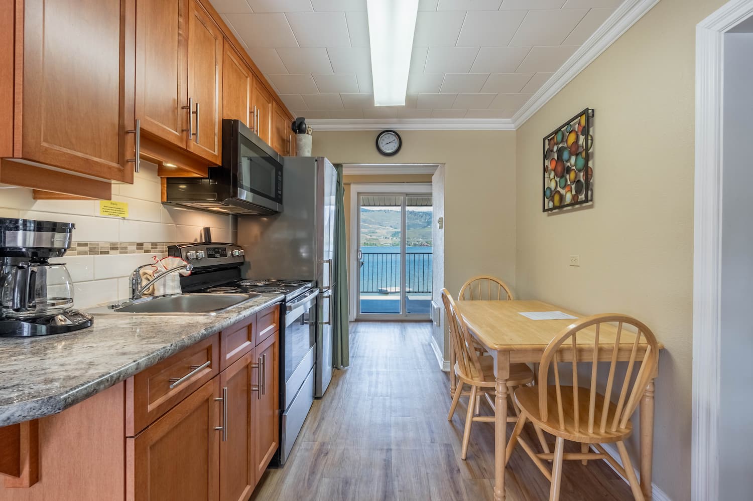 Safari Beach Resort Osoyoos - Unit 204