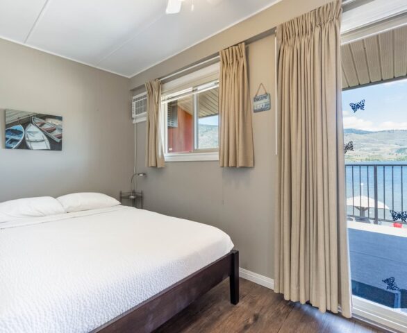 Safari Beach Resort Osoyoos - Unit 206