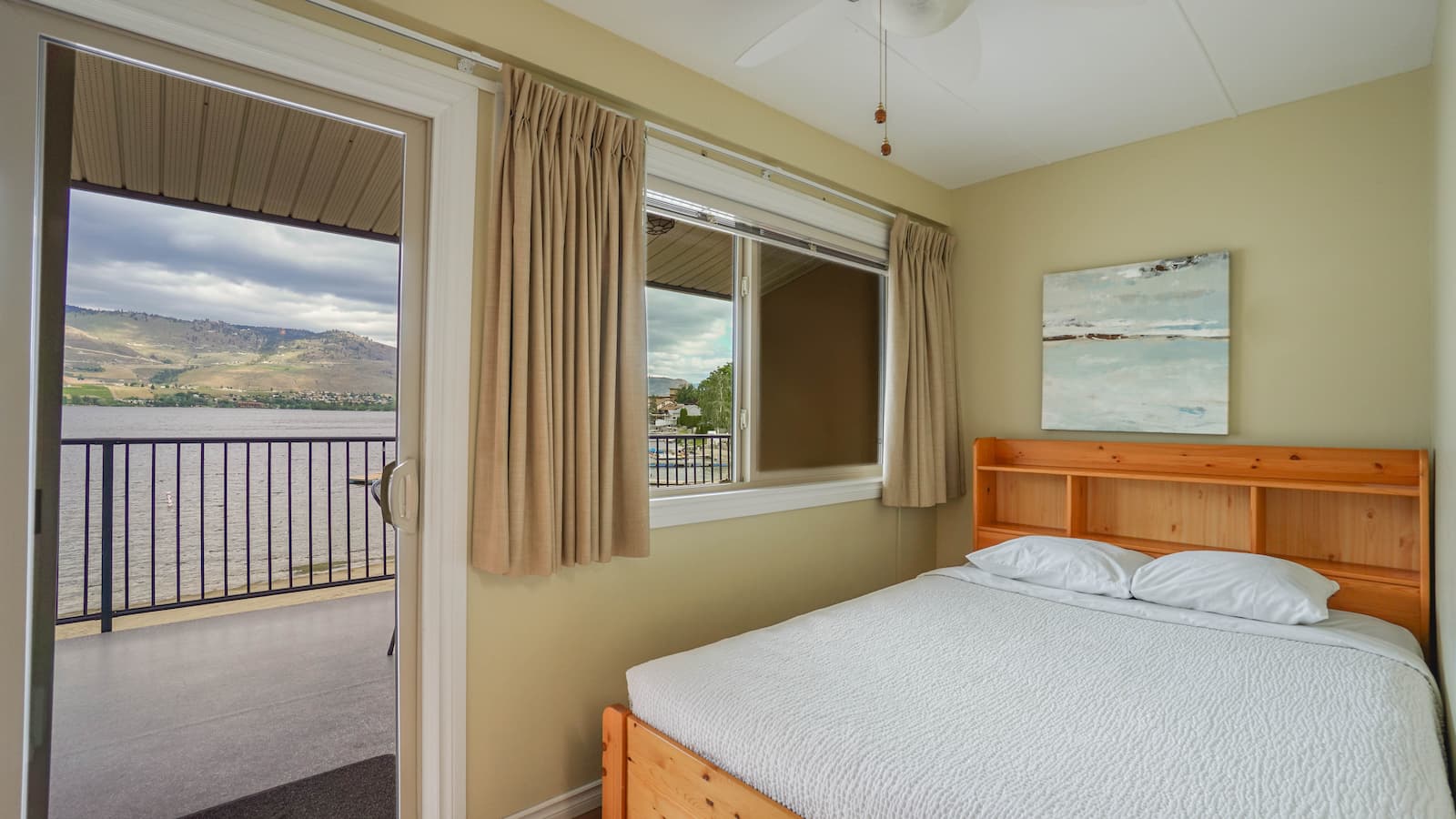 Safari Beach Resort Osoyoos - Unit 207
