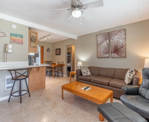 Safari Beach Resort Osoyoos - Unit 216