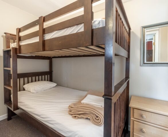 Safari Beach Resort Osoyoos - Unit 216