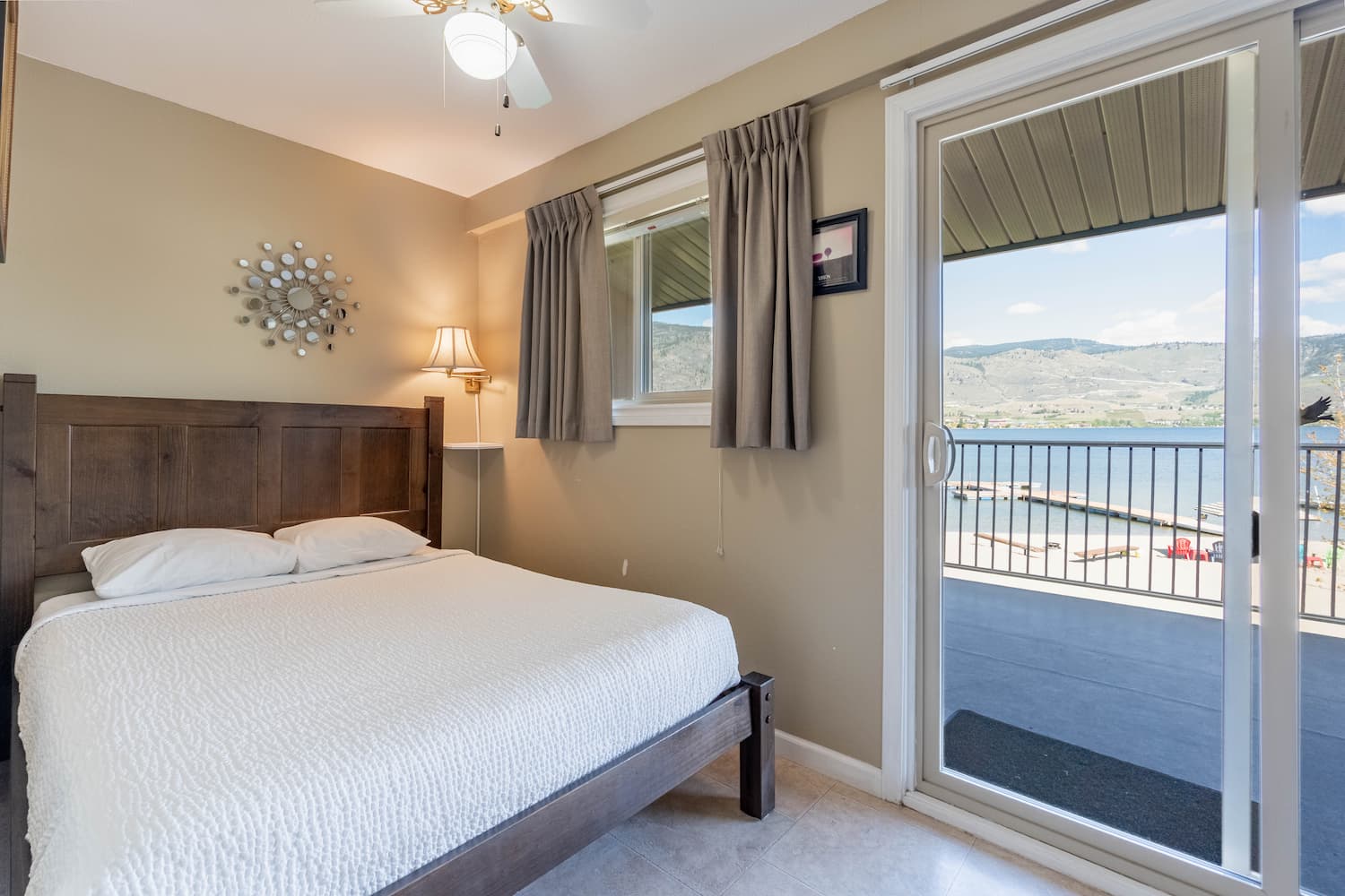 Safari Beach Resort Osoyoos - Unit 216