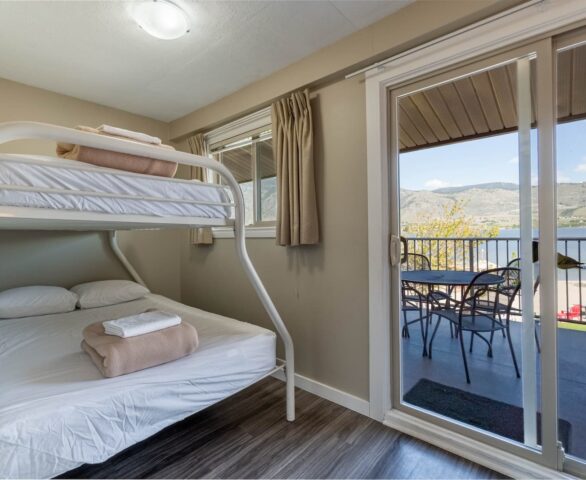 Safari Beach Resort Osoyoos - Unit 217