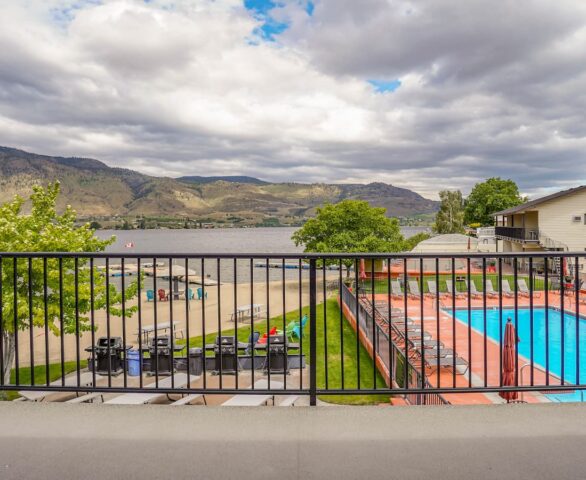 Safari Beach Resort Osoyoos - Unit 218