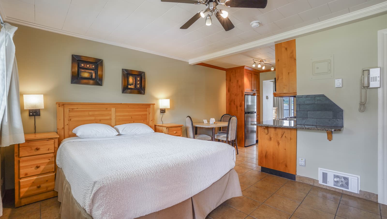 Safari Beach Resort Osoyoos - Unit 219