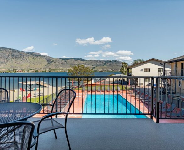 Safari Beach Resort Osoyoos - Unit 220