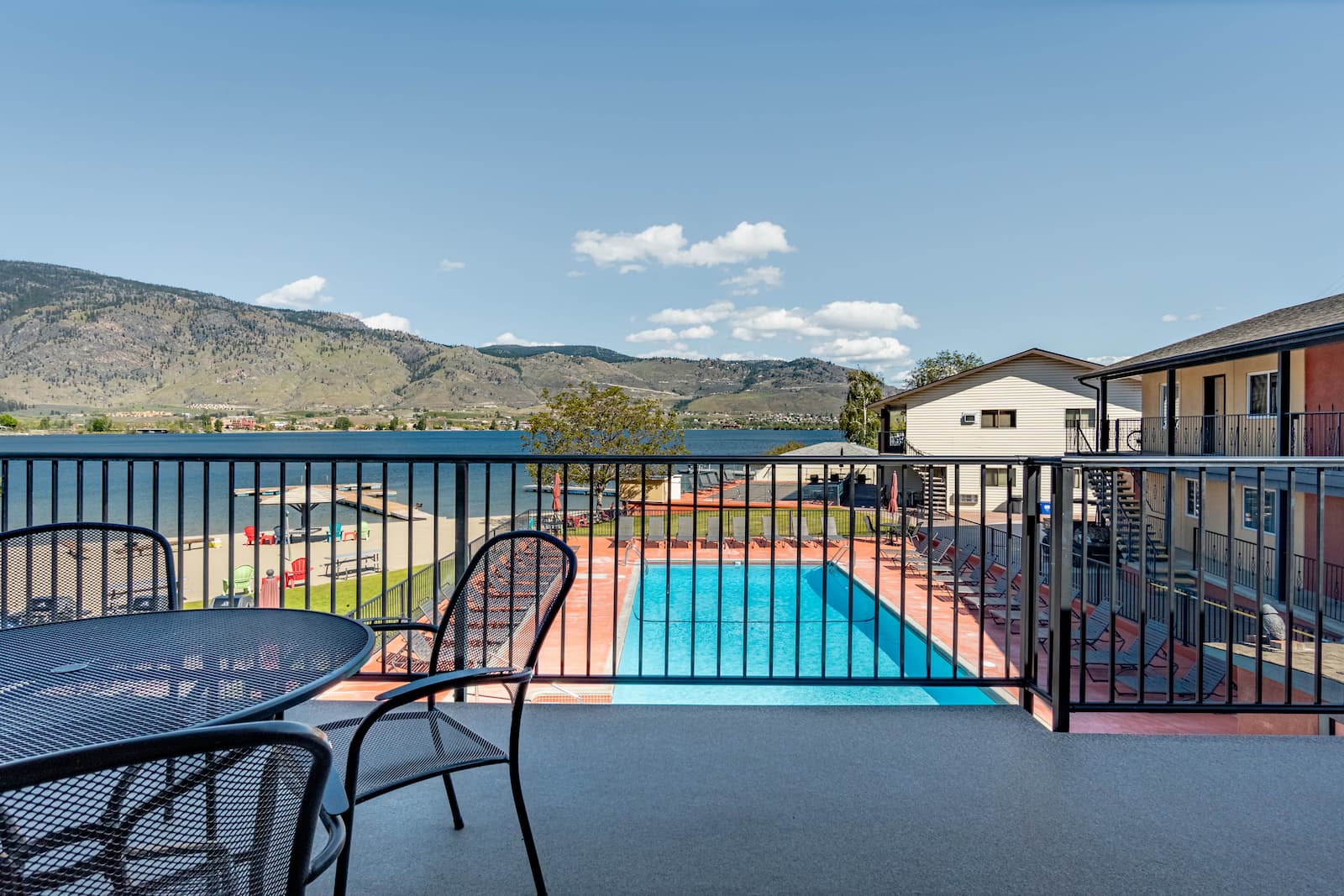 Safari Beach Resort Osoyoos - Unit 220